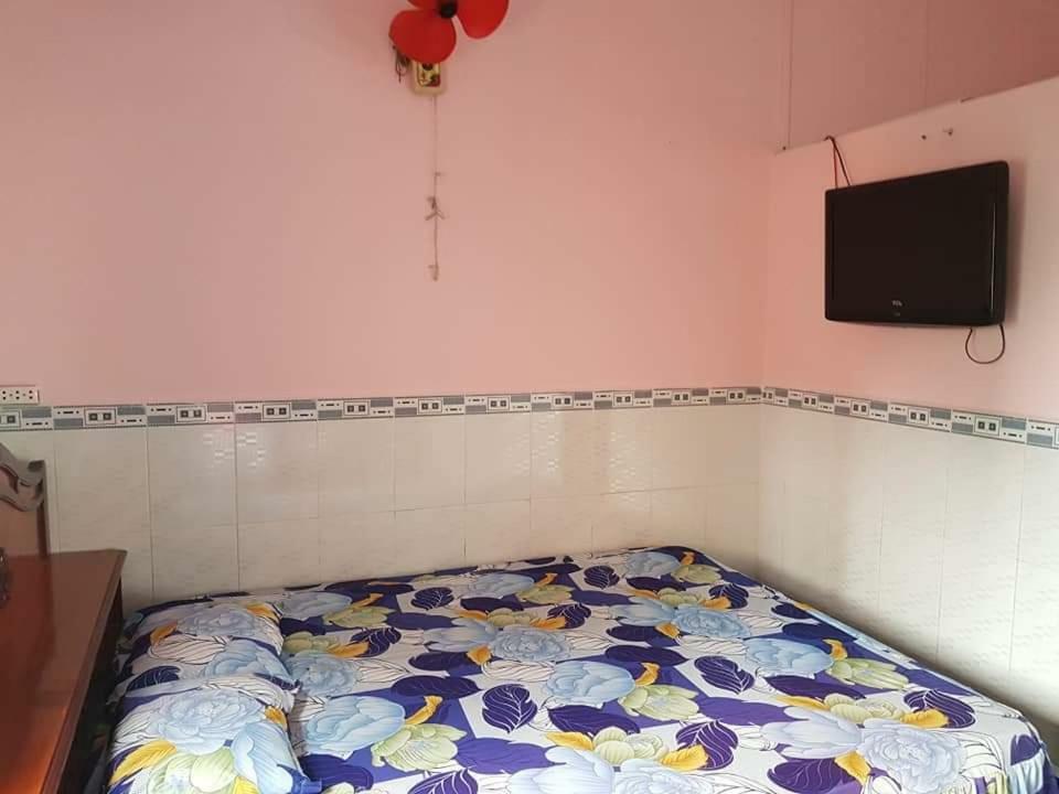 Nhà Trọ Kim Ánh Long Xuyên Esterno foto